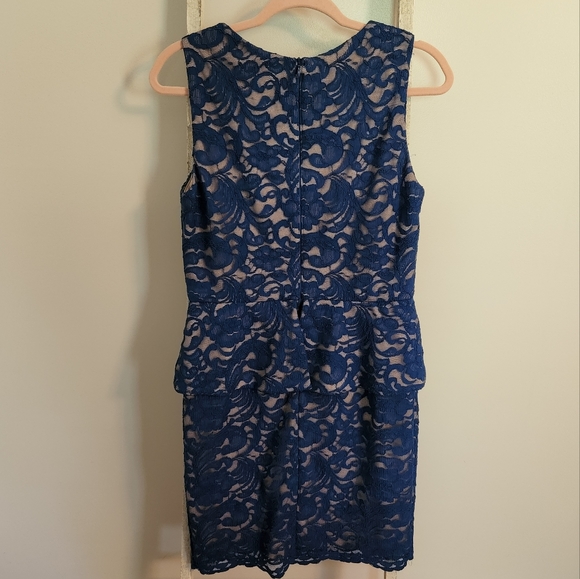 Cache size 10 blue lace overlay sleeveless mother of the bride dress - Picture 4 of 4